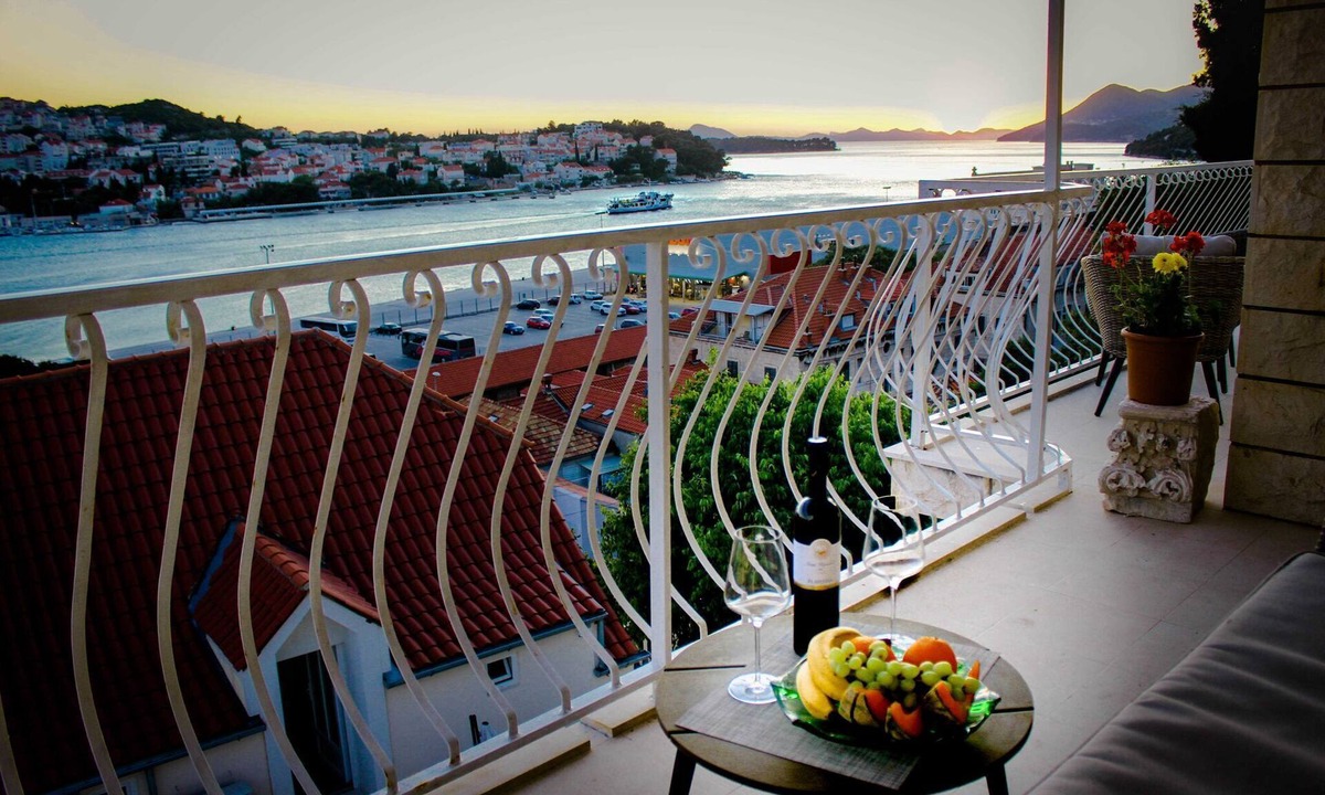 Gruz Apartment | Apartments Tayra - Superior studio apartment with balcony (BR1)