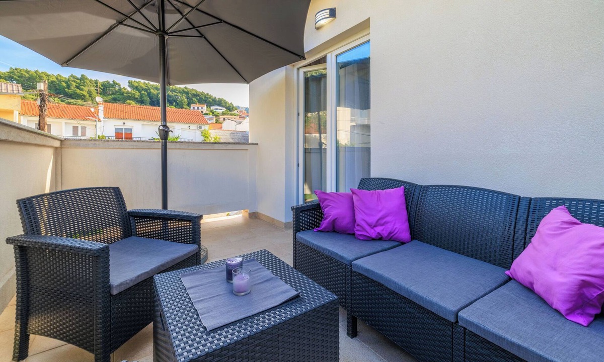 Banjol Apartment | Apartments Toni (65471-A1) - Banjol - island Rab
