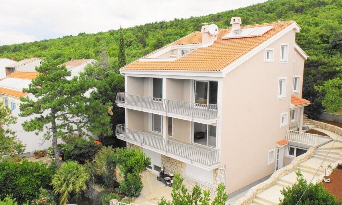 Selce Apartment | Apartments Tomislav, (13194), Selce, hr