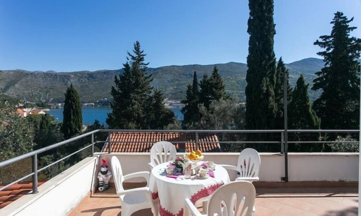 Zaton Apartment | Apartments Tramonto - One Bedroom Apartment with Balcony and Sea View
