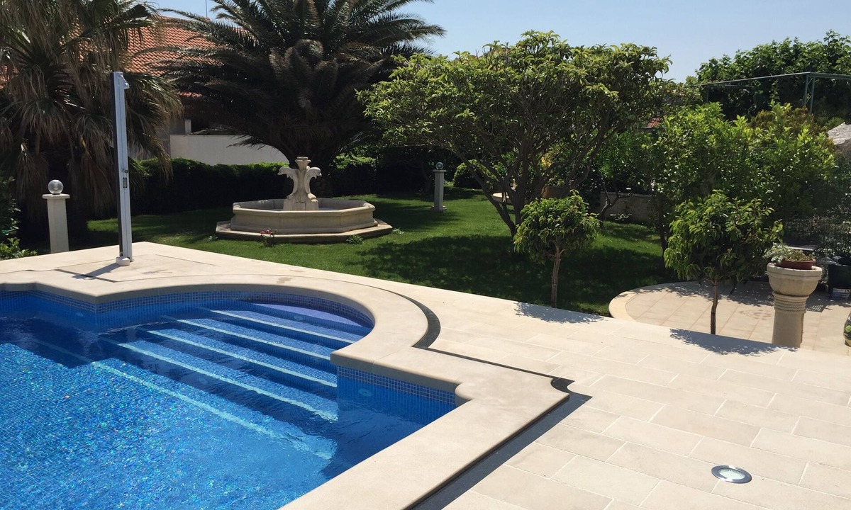 Bol Apartment | Apartments Villa Jadranka, Dupin, Adults only