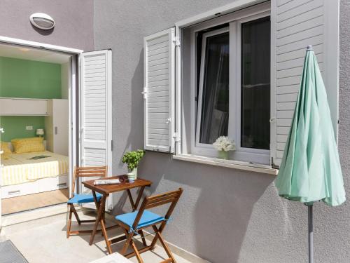 Gruz Apartment | Apartments Villa Karmen - One-Bedroom Apartment with Terrace Olive