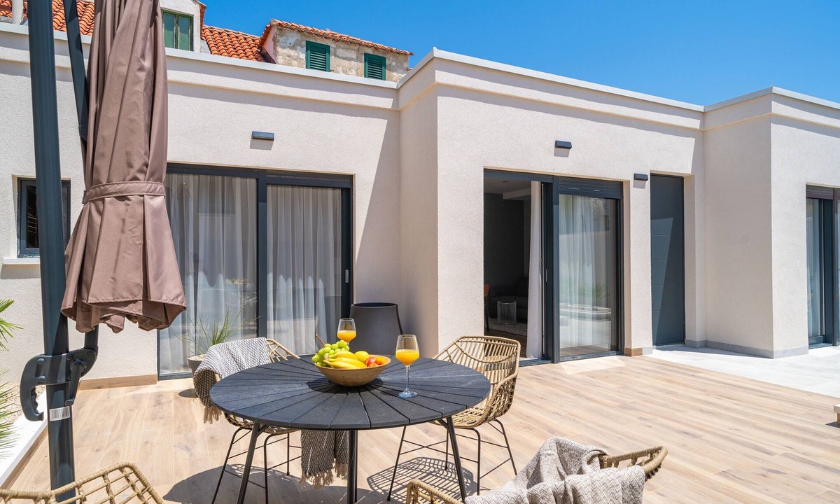Cavtat Old Town Apartment | Apartments Villa Royale - Luxury One Bedroom Apartment with Terrace