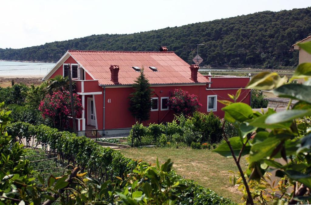 Suha Punta Apartment | Apartments with parking space Kampor, Rab - 4972