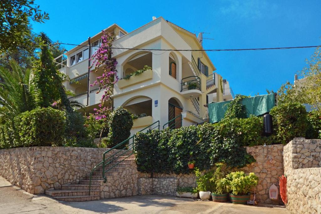 Slatine Apartment | Apartments with parking space Slatine, Ciovo - 5158