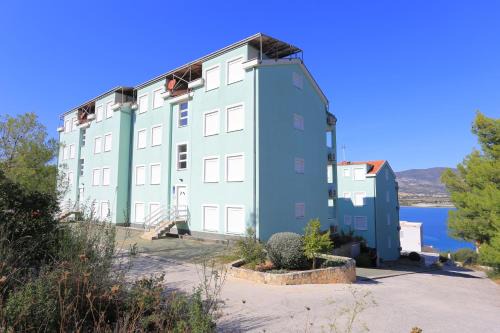 Mastrinka Apartment | Apartments with swimming pool Mastrinka, Ciovo - 11717