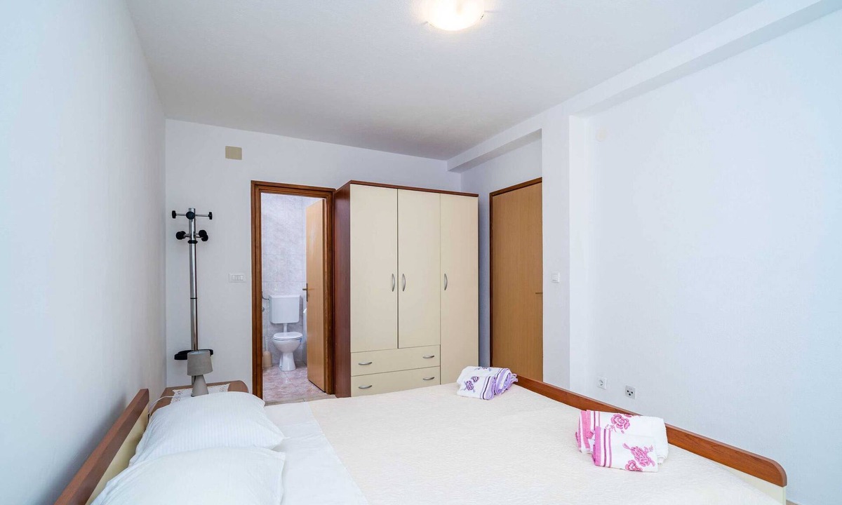 Zaton Apartment | Apartments Zarac - One Bedroom Apartment with Terrace