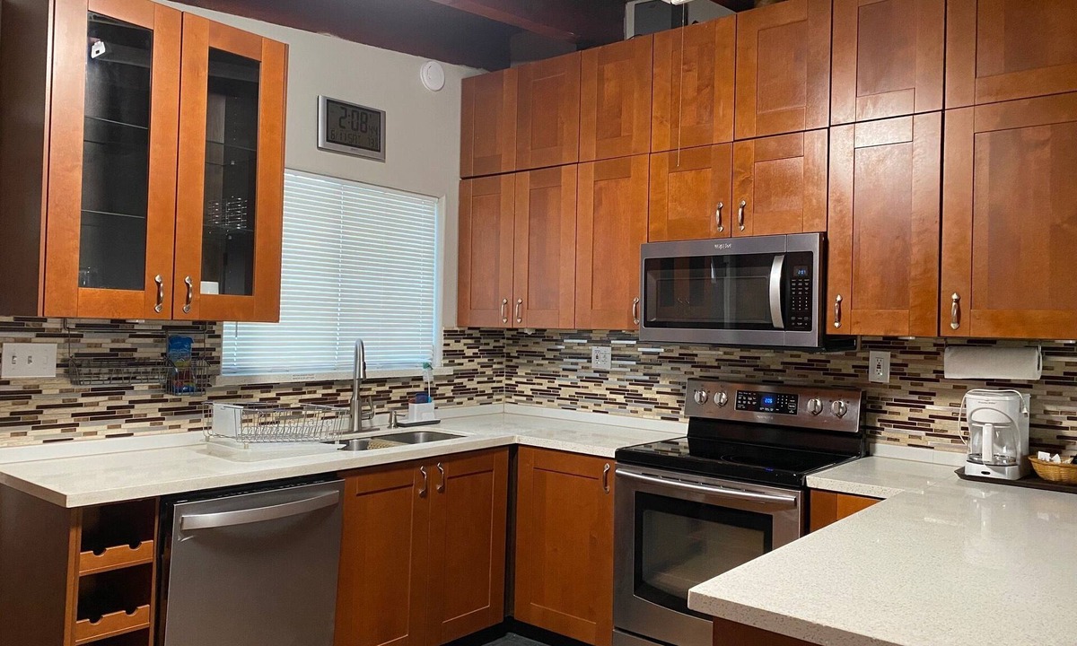 Tahoe Valley House | Apex Inn
