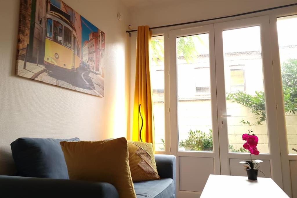 Evreux Apartment | App 1- Studio Lumineux et Jardin Hyper-Centre 5min gare