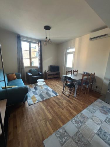 Chateauneuf-d'Ille-et-Vilaine Apartment | Appartement T4 proche St Malo-Dinan-Mont St Michel