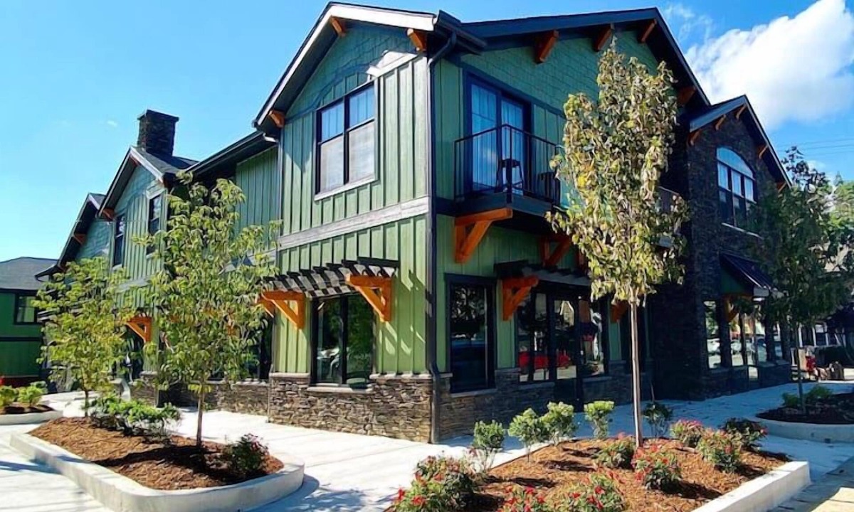 Blowing Rock Apartment | Appalachian at Main and Pine