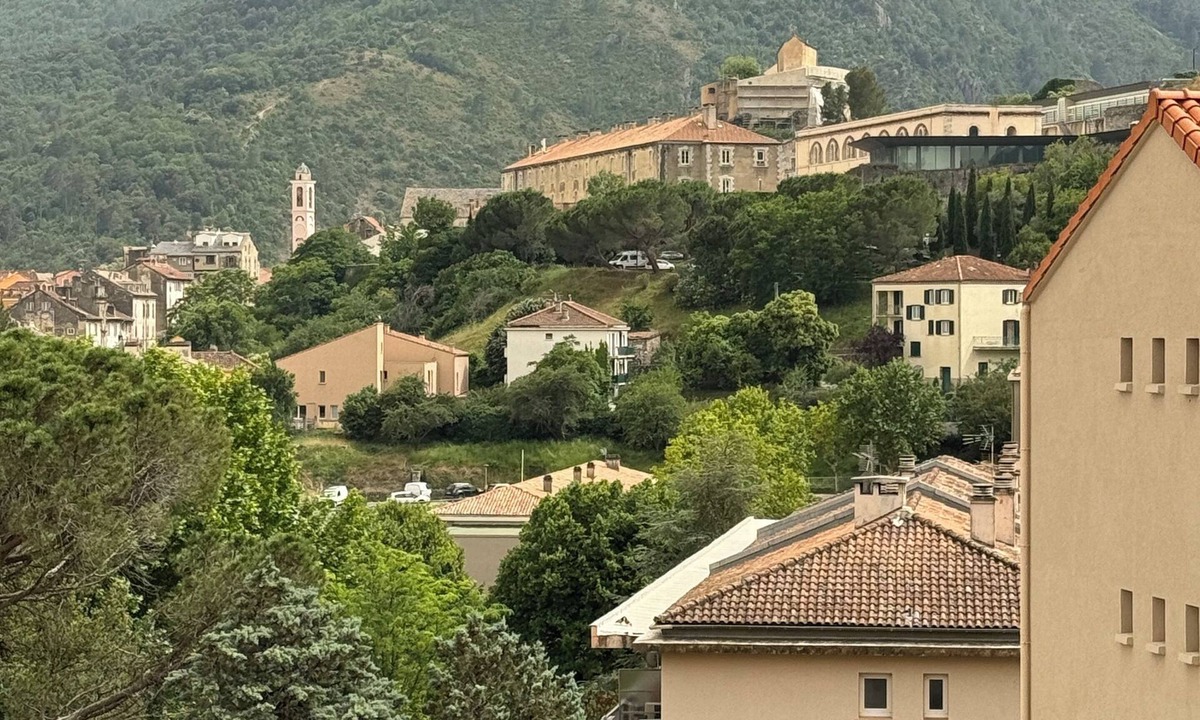 Corte Apartment | Apparemment T4