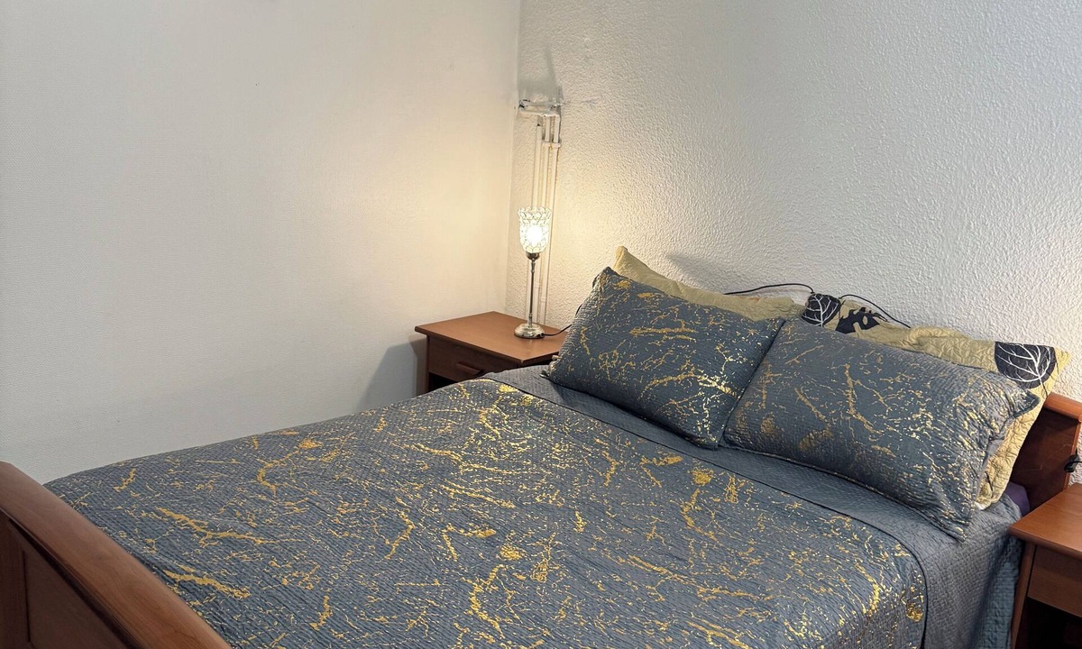 Vaulx En Velin Village Apartment | Apparently 2 rooms