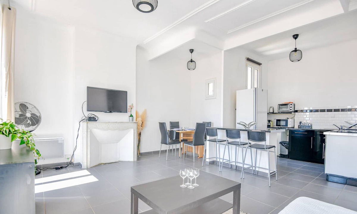 Le Camas Apartment | Appart 1 ch - Tramway à 2 min proche Cours Julien
