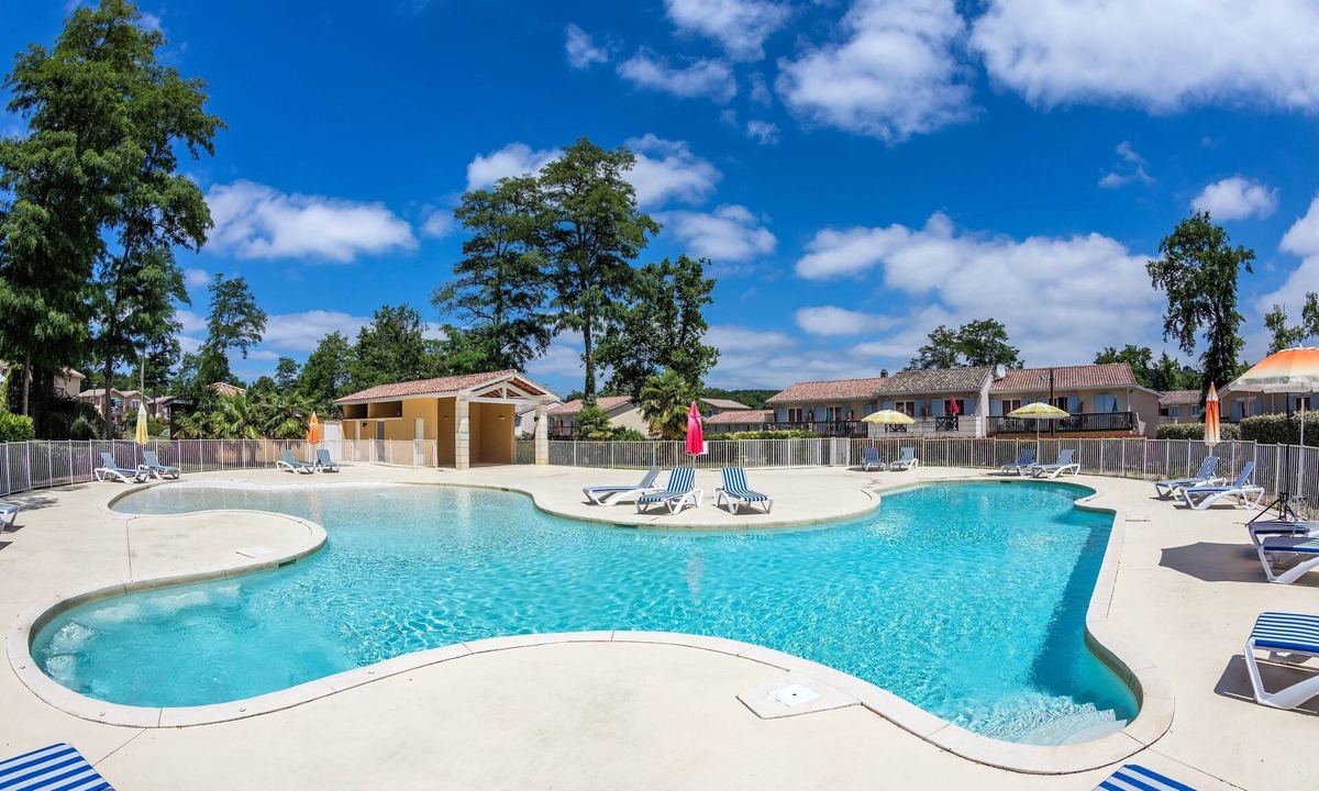 Barbaste Condo | Appart + Balcon/Terrasse Proche Du Cours De Golf