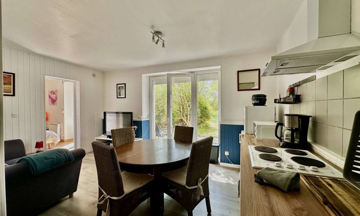 Basly Apartment | Appart' Basly - with terrace 7km from the beach