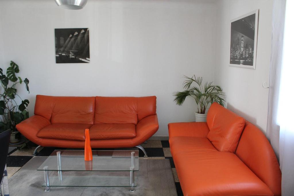Le Pontet Apartment | APPART CHALEUREUX, 3min Avignon, GARAGE & CLIM