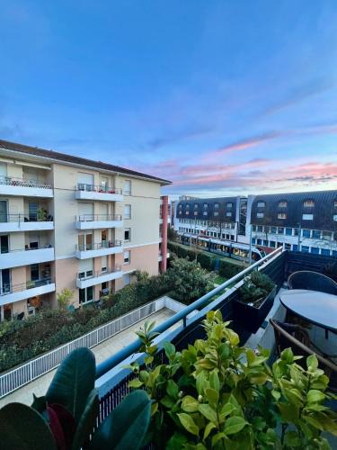Fer a Cheval Apartment | Appart'City-Les Jardins de Déodat