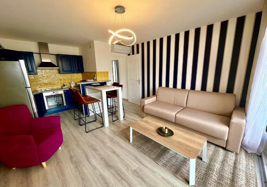 Le Port Apartment | Appart cosy calme Coté port & plage Canet