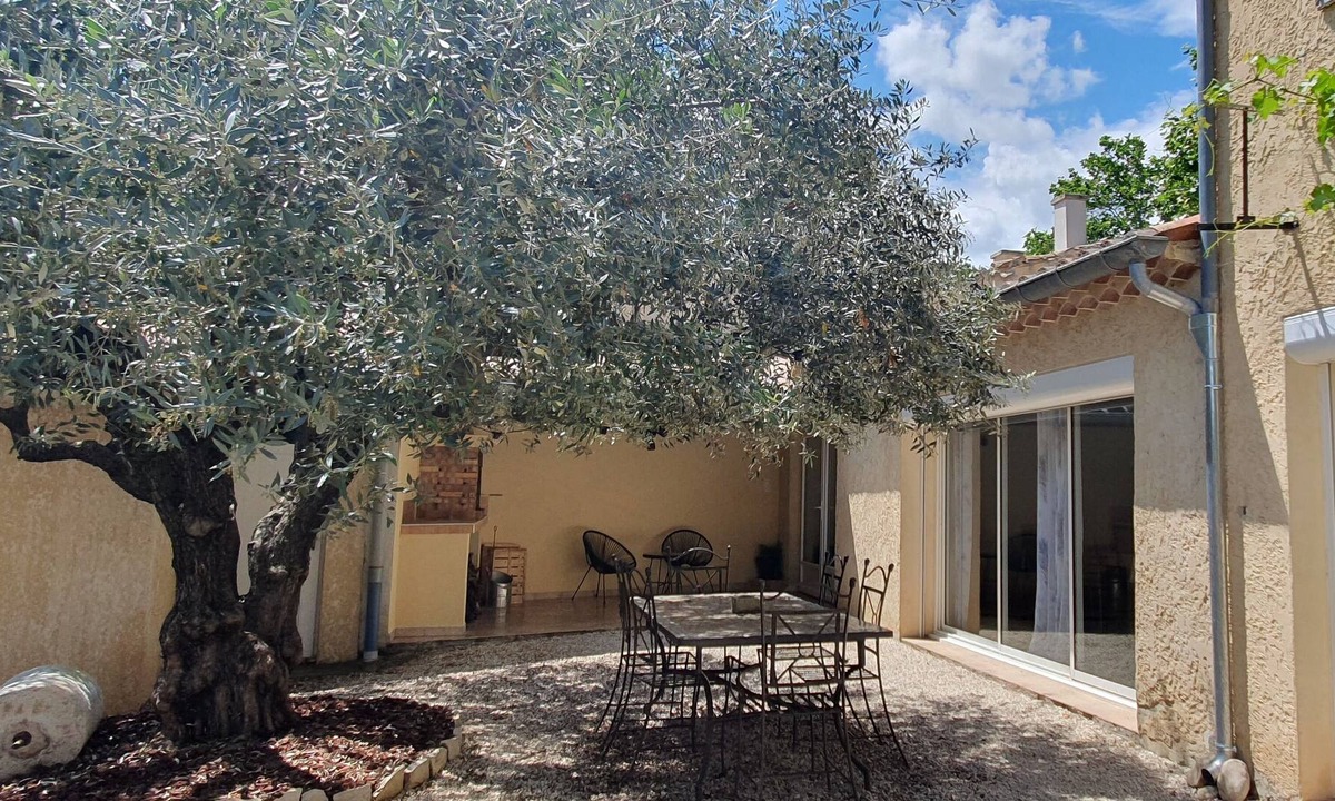 Saint-Maurice-sur-Eygues Apartment | Appartement Avec Jardin