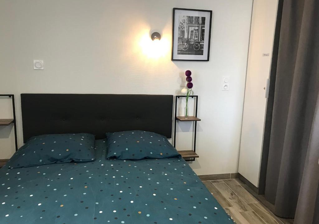 Bourges Apartment | Appart OPALE rdc - parking gratuit- Netflix