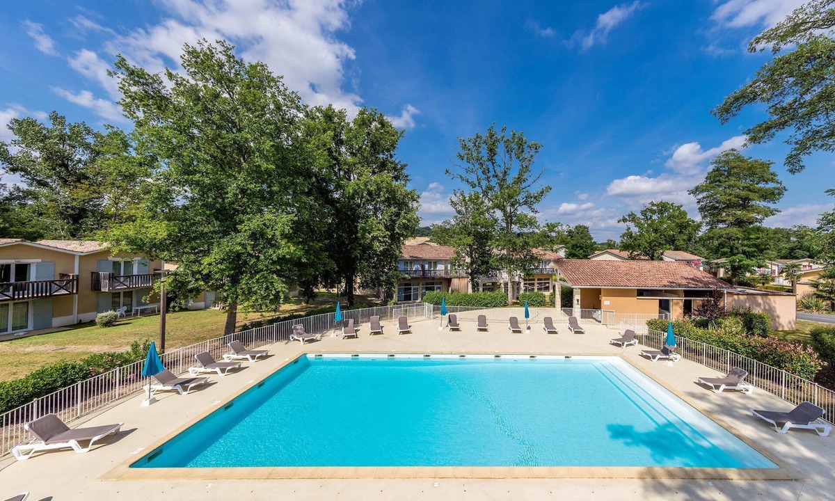 Barbaste Condo | Appart Sur Le Cours De Golf + 3 Piscines Sur Place