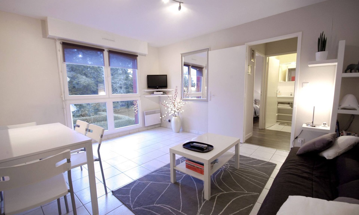 Saint-Servan Apartment | Appart. T2 * de Standing à St Malo center (calme et Mer à 300 m.)