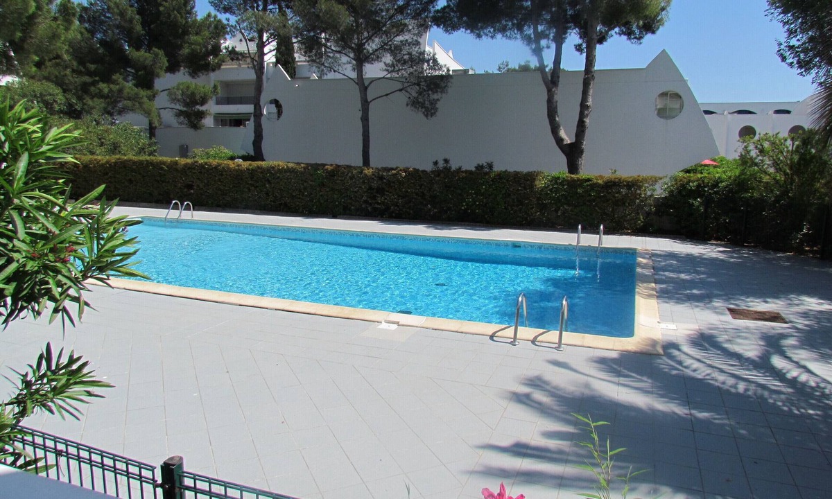 La Grande-Motte Apartment | Appart.tt comfort with swimming pool close to beaches air-conditioned and boxed