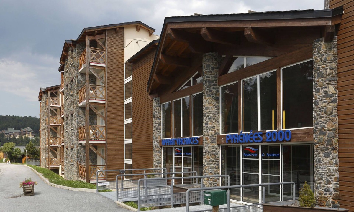 Pyrenees 2000 Apartment | Appart Vacances Pyrénées 2000 by Interhome