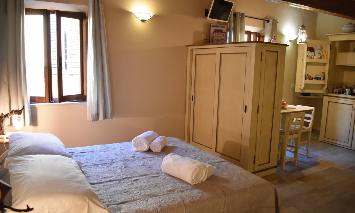 Montepulciano Apartment | Appartamento Il Buonumore. Balcone con Vista