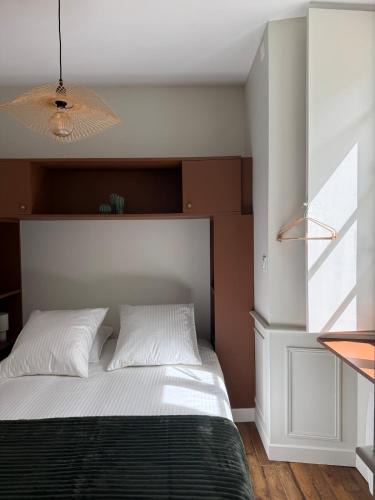 La Chapelle-des-Fougeretz Apartment | Appartement rénové accès rapide Rennes Saint-Malo