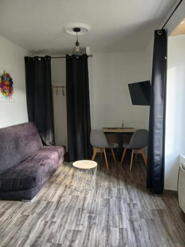 Aubigny Apartment | Appartement T2 meublé - Entrée indépendante