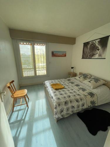 Pontlieue - Rocade Apartment | Appartement à 2km du circuit, proche tram, accès direct du circuit en tram en 5 mn