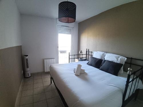 Aigues-Mortes Apartment | Appartement à deux pas des remparts