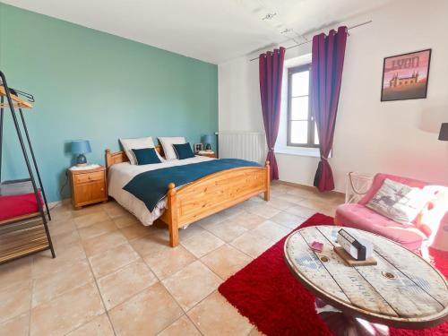 Saint-Savin Apartment | Appartement à la campagne