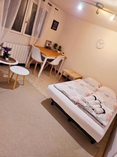 Orsay Apartment | Appartement à proximité de la Gare du RER B Le Guichet ,Paris Saclay
