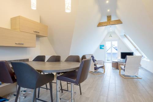 Trevignon Apartment | Appartement 100m2 Vilvic vue mer