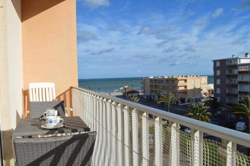 Saint-Cyprien Plage Apartment | Appartement 2 pièces cabine 5 couchages SAINT CYPRIEN SC610-002