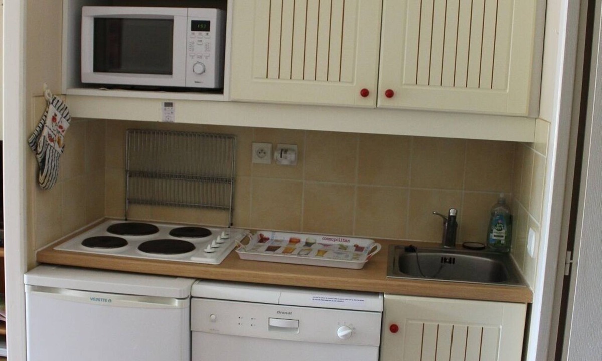 Monflanquin Apartment | Appartement 2 Pièces - 4/5 Personnes - Piscine Chauffée - Lac
