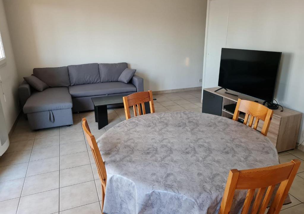 Pin - Vert Galant Apartment | Appartement 2 pièces - Le Mans - Proche Circuit