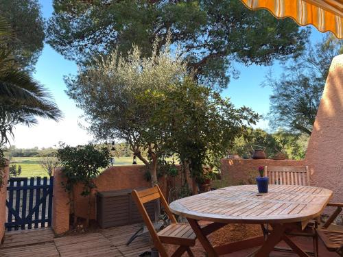 Fitou Apartment | Appartement 3 pers - piscine - clim - parking
