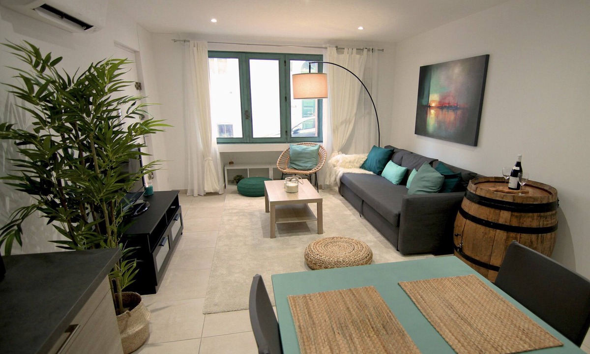 Sete Apartment | Appartement 3 Pièces et Terrasse en Plein Centre