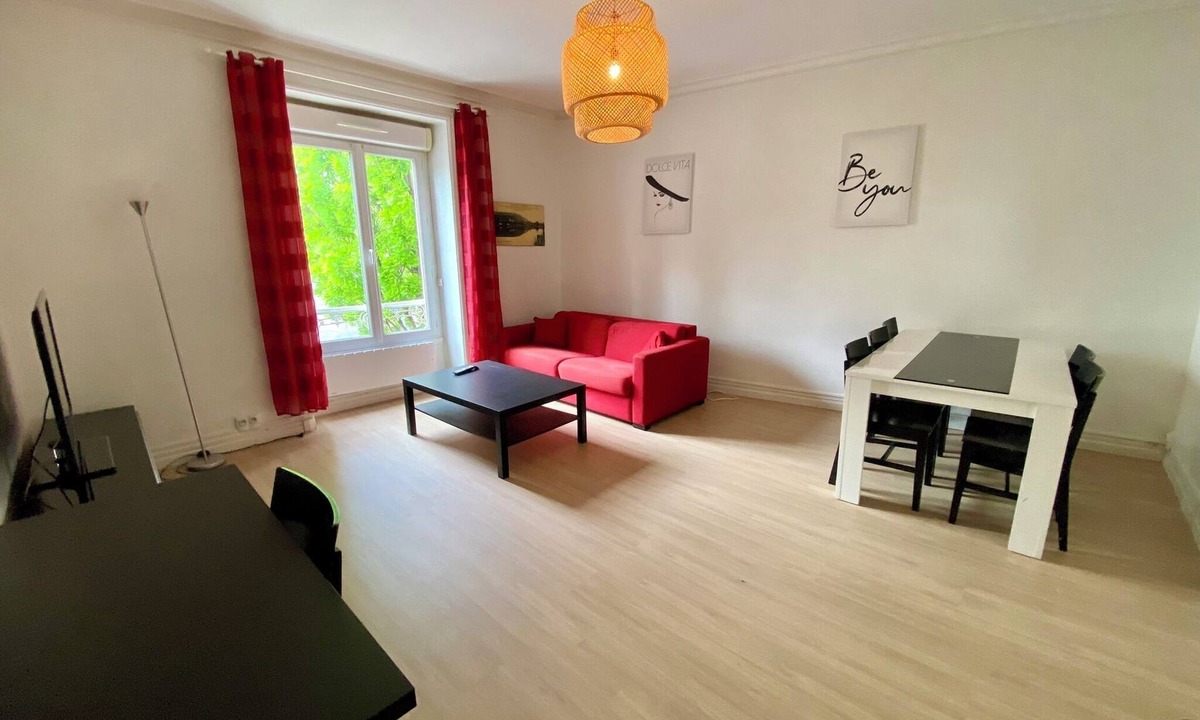 Bellamy-Barbin Apartment | Appartement 45 Mètres Carrés Proche Centre Ville et Facultés/ecoles