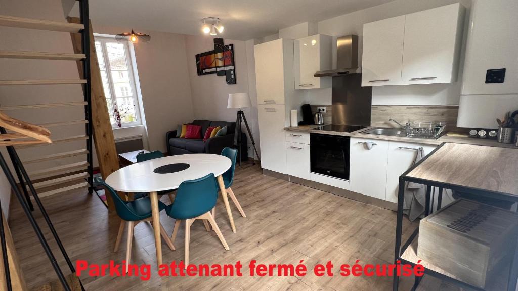 Agen Apartment | Appartement 6 - hyper-centre Agen avec Garage