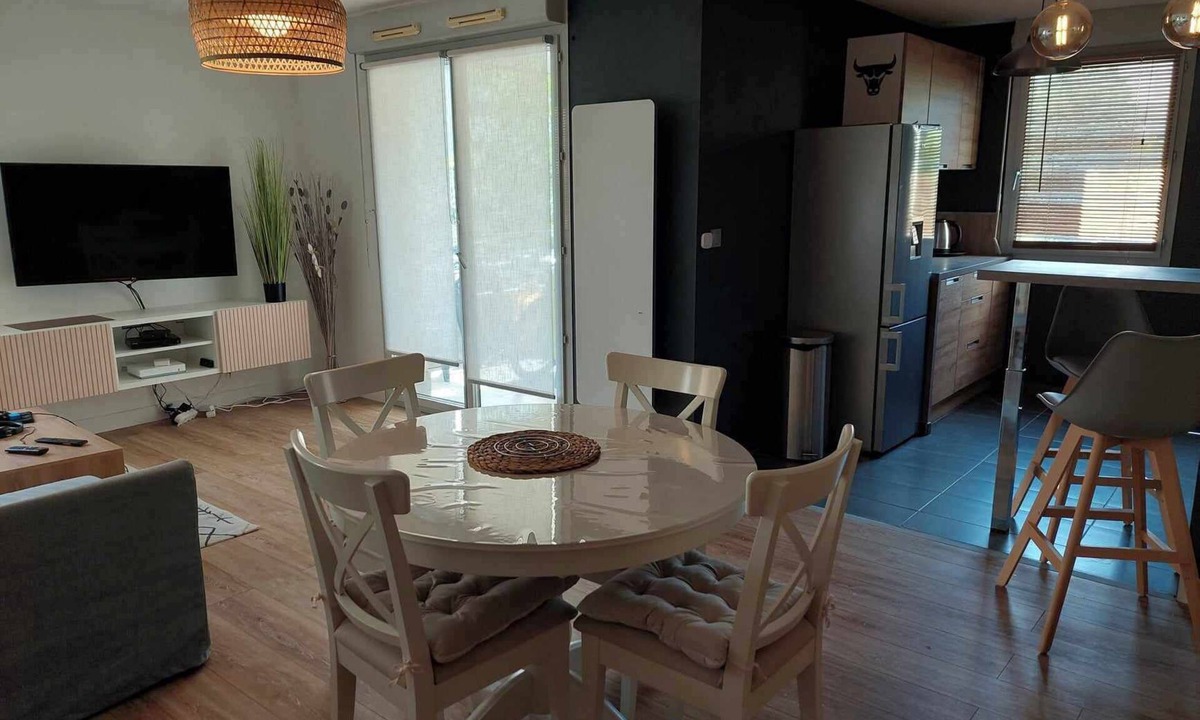 Tours Apartment | Appartement 65m2 Avec Piscine