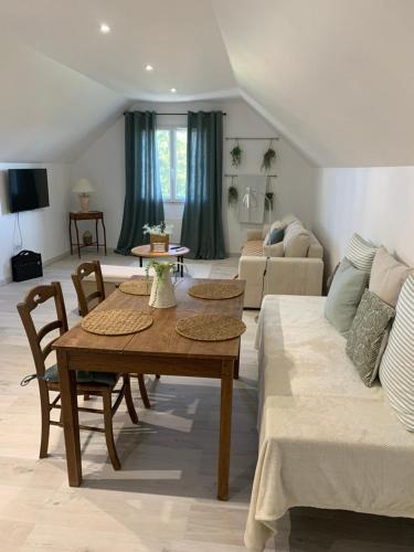 Decize Apartment | Appartement Adriana