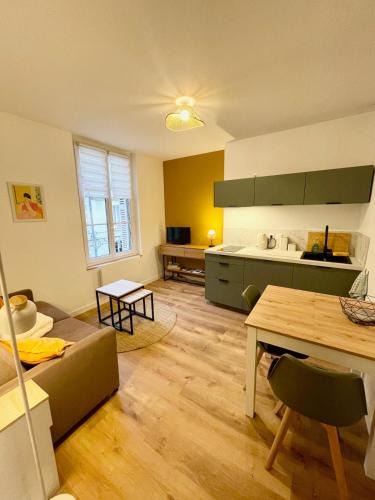 Tours Apartment | Appartement au calme, coeur de ville