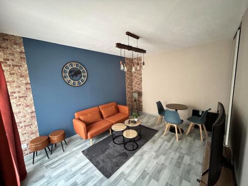 Castres Apartment | Appartement au calme commerces à proximité