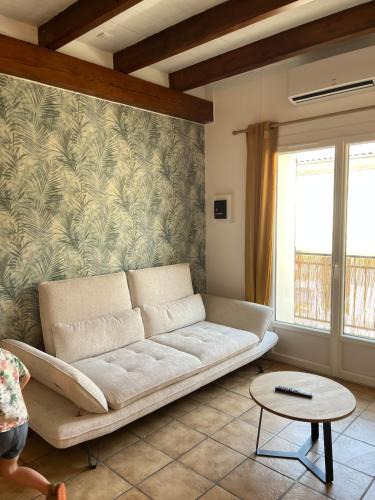 Tombeboeuf Apartment | Appartement avec balcon