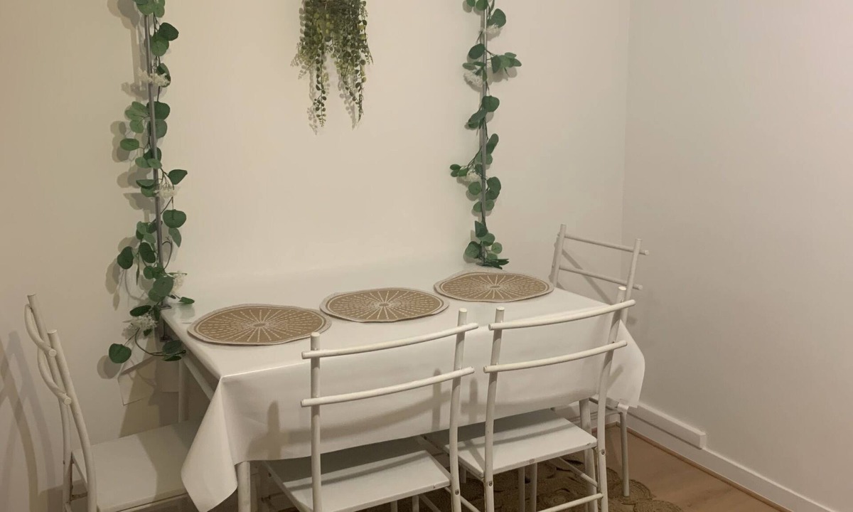 Clamart Apartment | Appartement Avec Entrée Indépendante Dans Maison a Louer au Petit Clamart